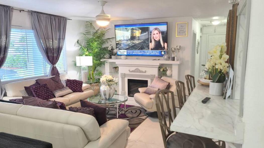 Palm Springs 3-Bedroom 2-Bath 5 Miles To The Beach เลกเวิร์ท ภายนอก รูปภาพ